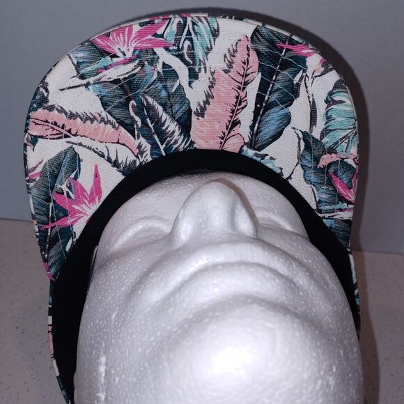 VANS Off the Wall Cap Floral for Womens adjustable - Picture 7 of 8